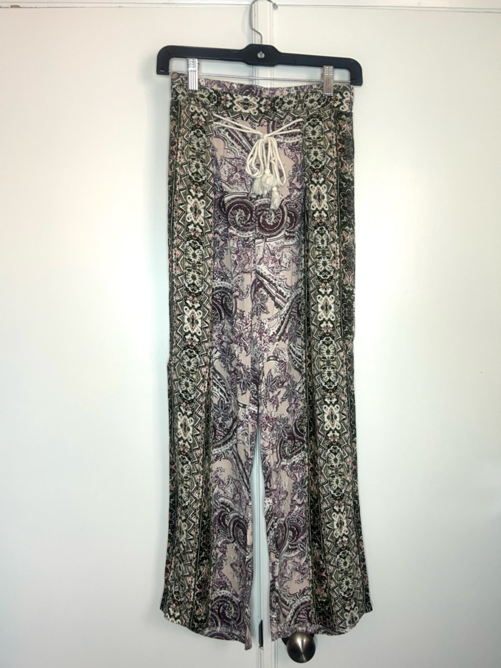 Gypsies & Moondust Flowy Paisley Pants